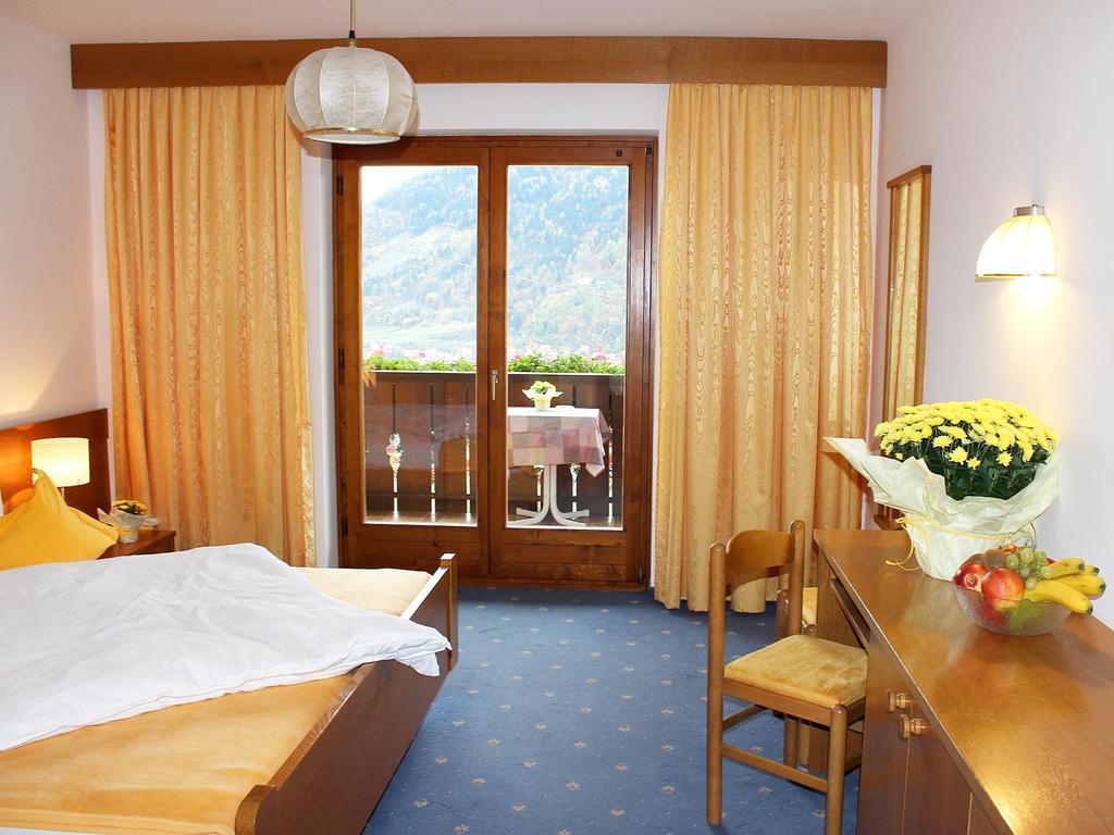 Hotel Garni An der Leit Algund Zimmer foto